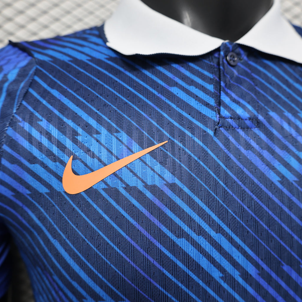 Франција 2026 - Домашен дрес