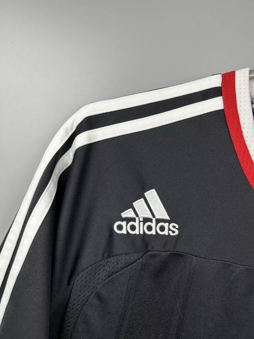 Ливерпул - Ретро Дрес 2007-2008 - Гостински