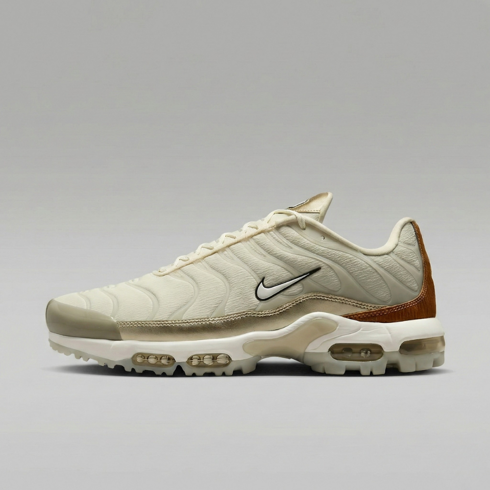 Nike Air Max Plus Golf - The Players Championship (Sail/Gold)