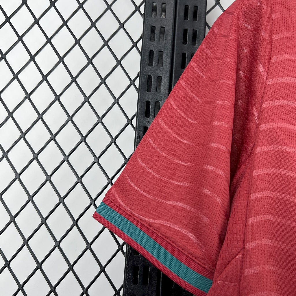 Португалија 2026 - Домашен дрес