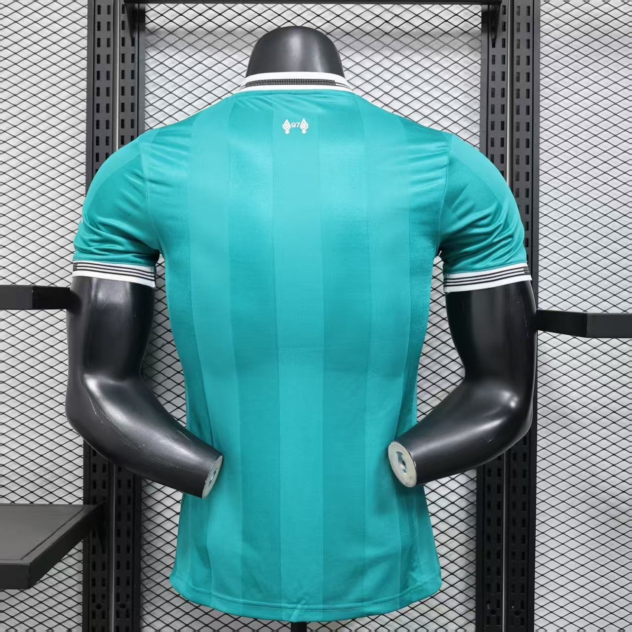 Ливерпул - Гостински Дрес 25/26