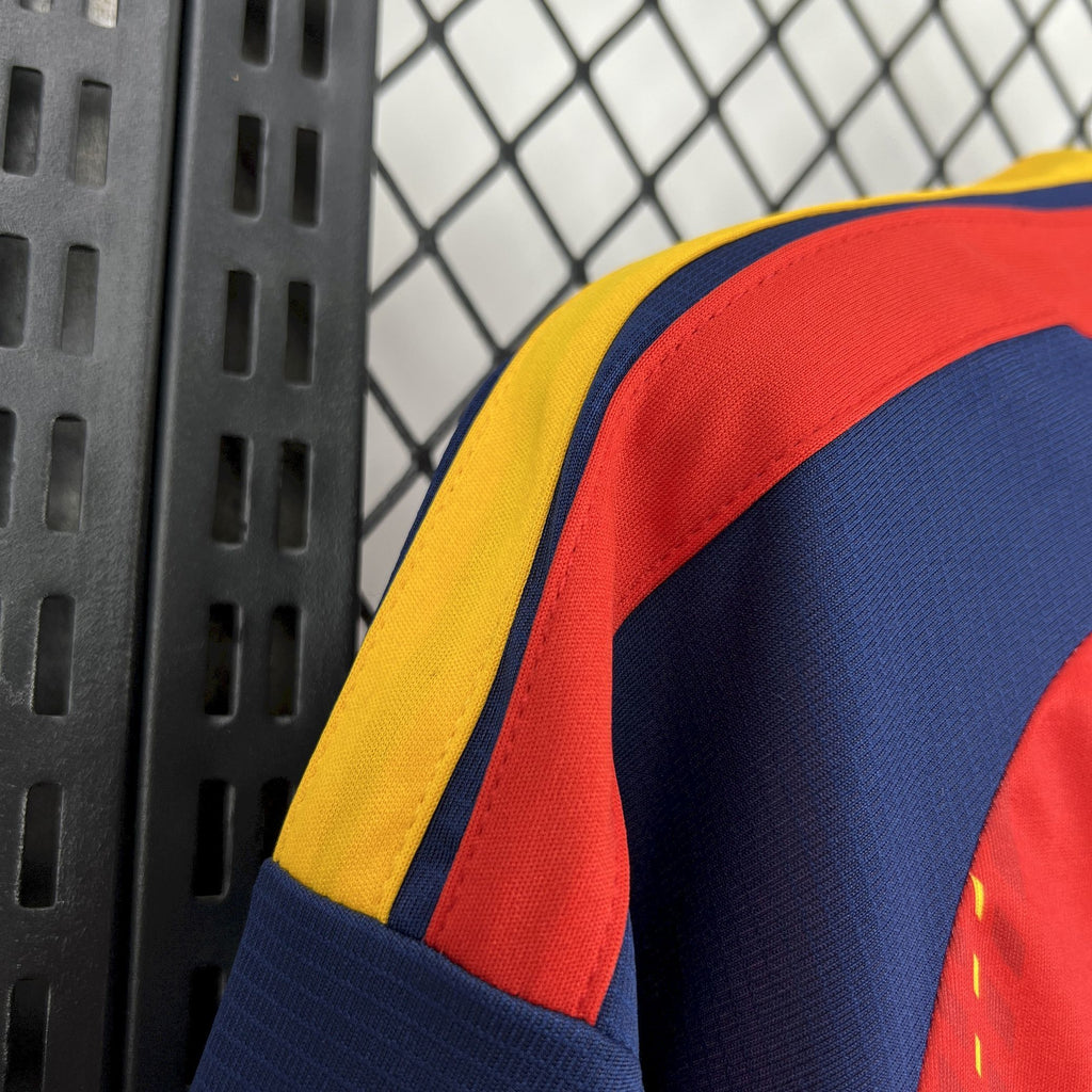 Шпанија 2026 - Домашен дрес