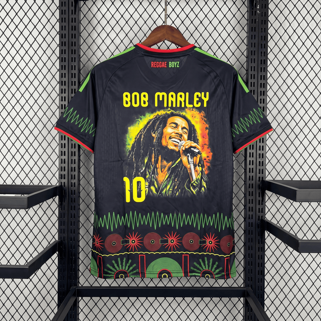 Јамајка 2026 - Гостински дрес „Bob Marley“