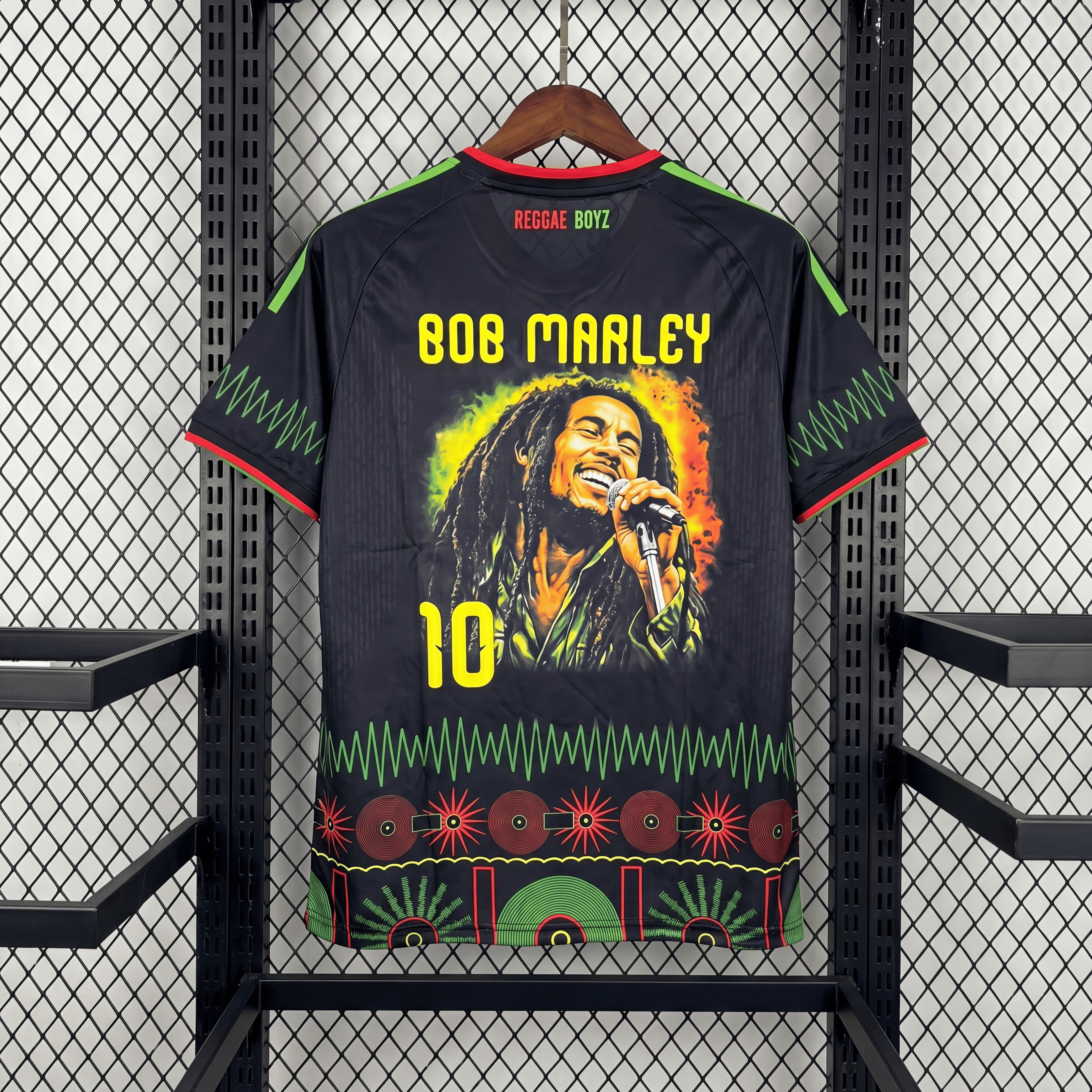 Јамајка 2026 - Гостински дрес „Bob Marley“