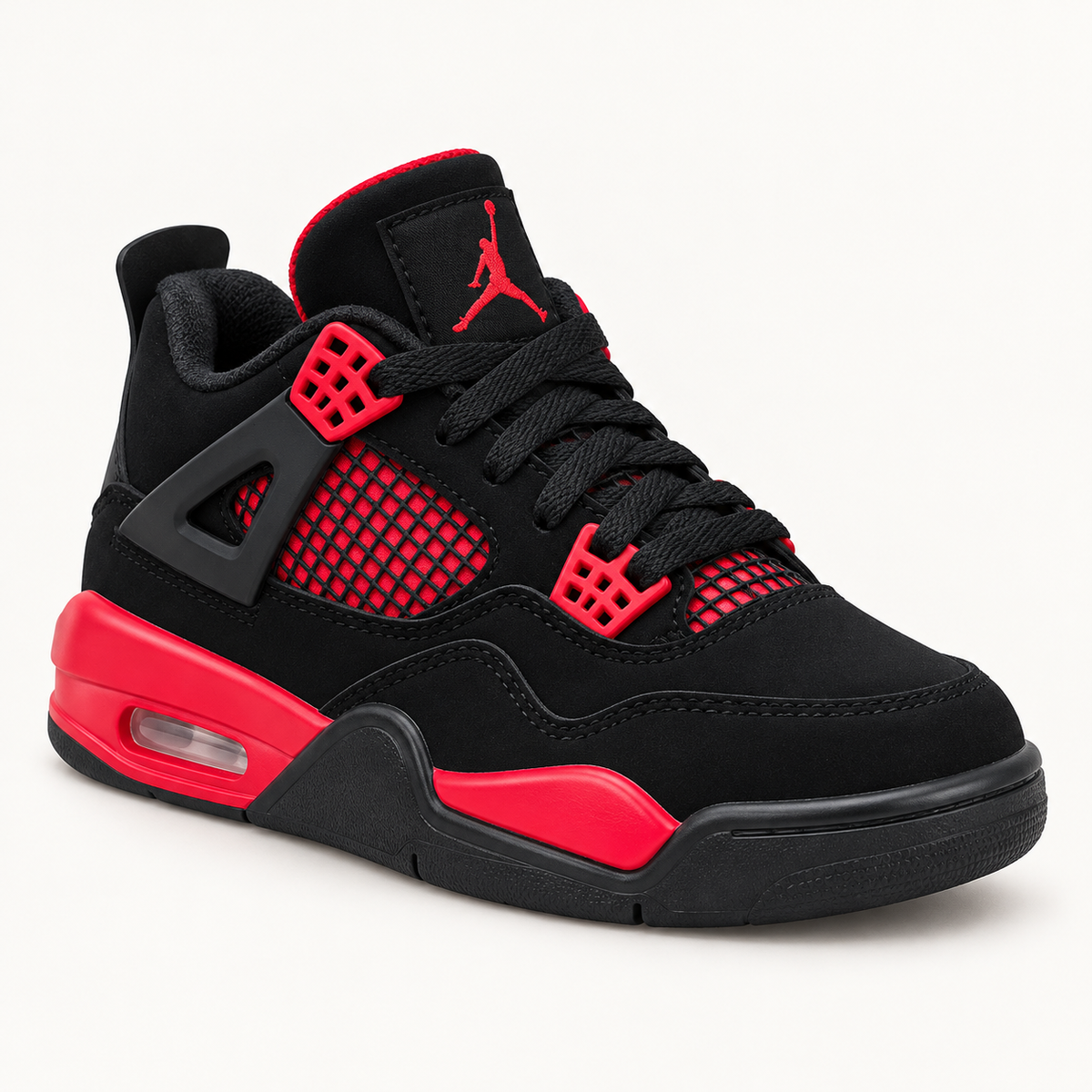 Air Jordan 4 Kids - Black / Red — преден кос поглед
