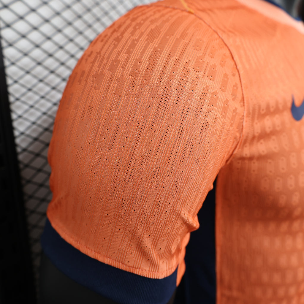 Барселона - 25/26 - Гостински Дрес