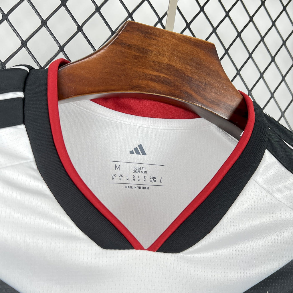 Германија 2026 - Домашен дрес