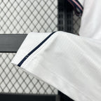 Англија 2026 - Домашен дрес