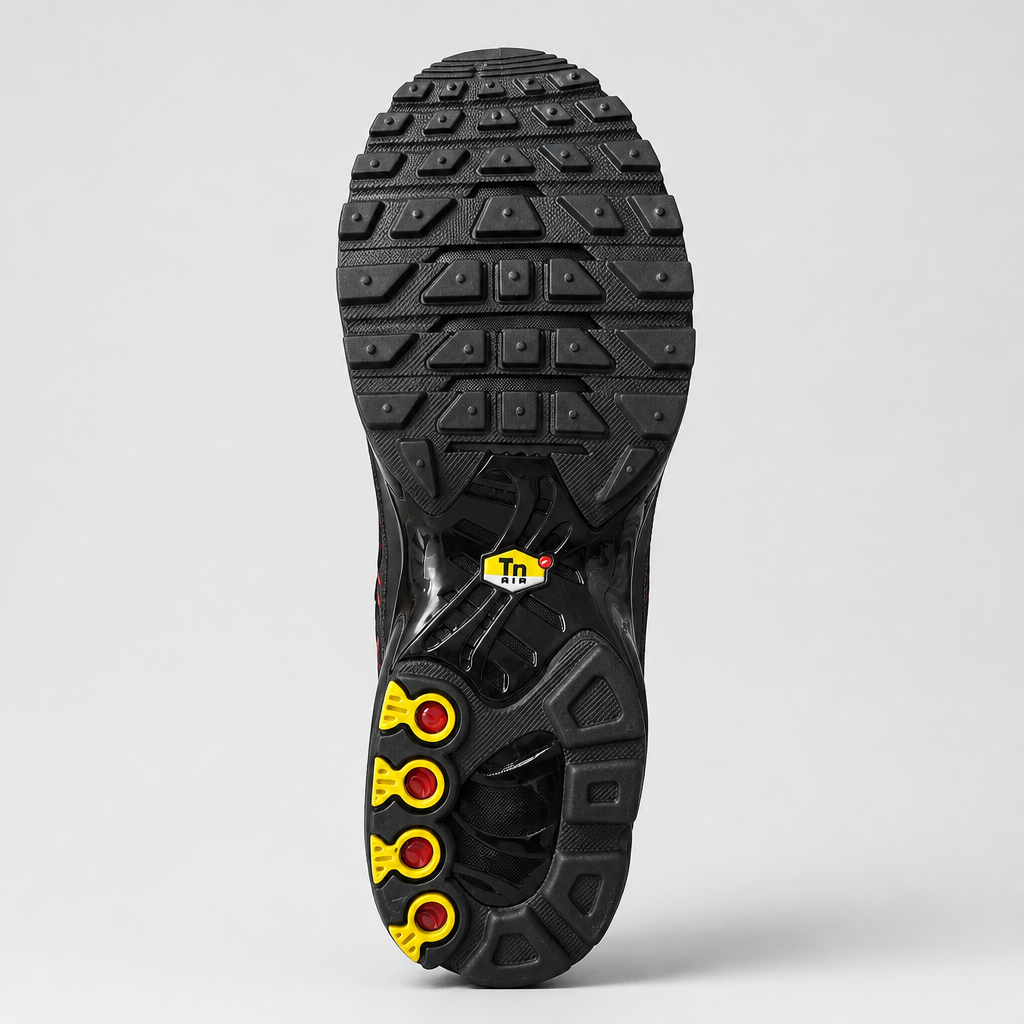 Nike Air Max Plus Tuned Air Sunrise црни патики - ѓон со жолти и црвени детали