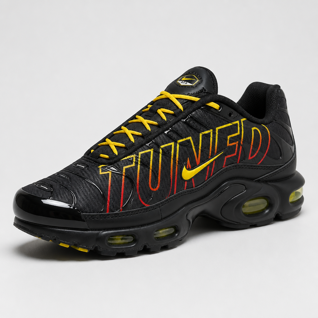 Nike Air Max Plus Tuned Air Sunrise црни патики - агол однапред лево