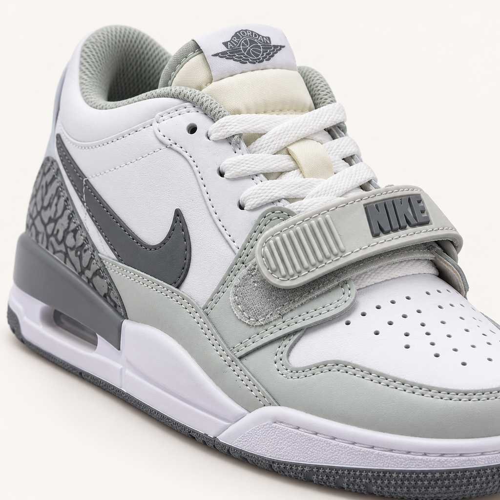Jordan Legacy 312 Low - White / Light Grey — детал