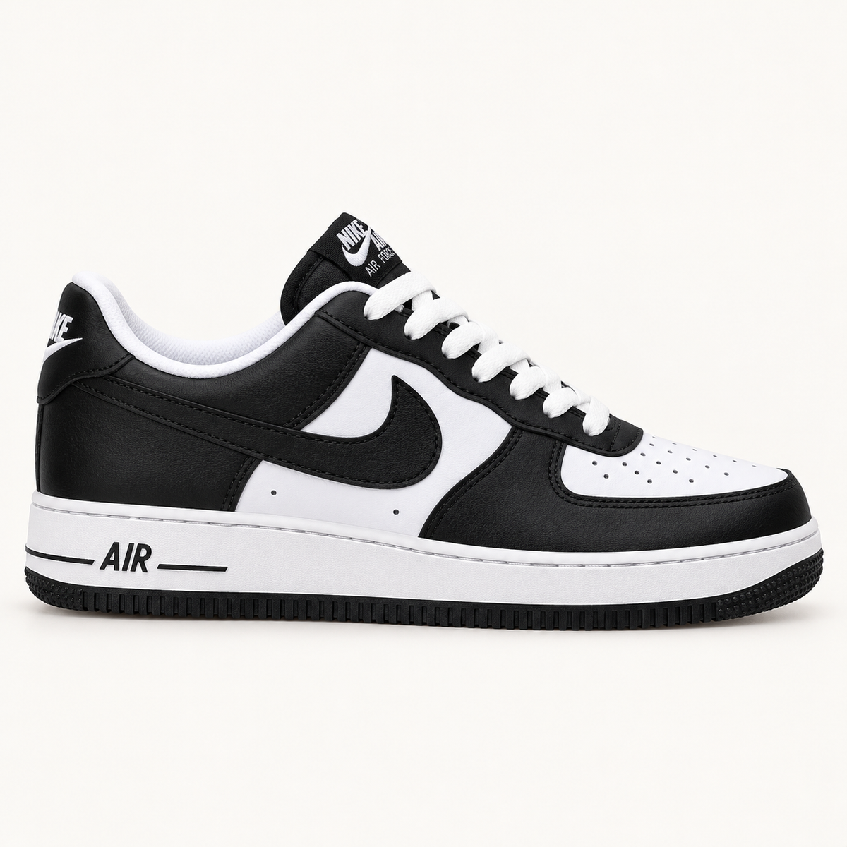 Nike Air Force 1 - Black / White — страничен профил