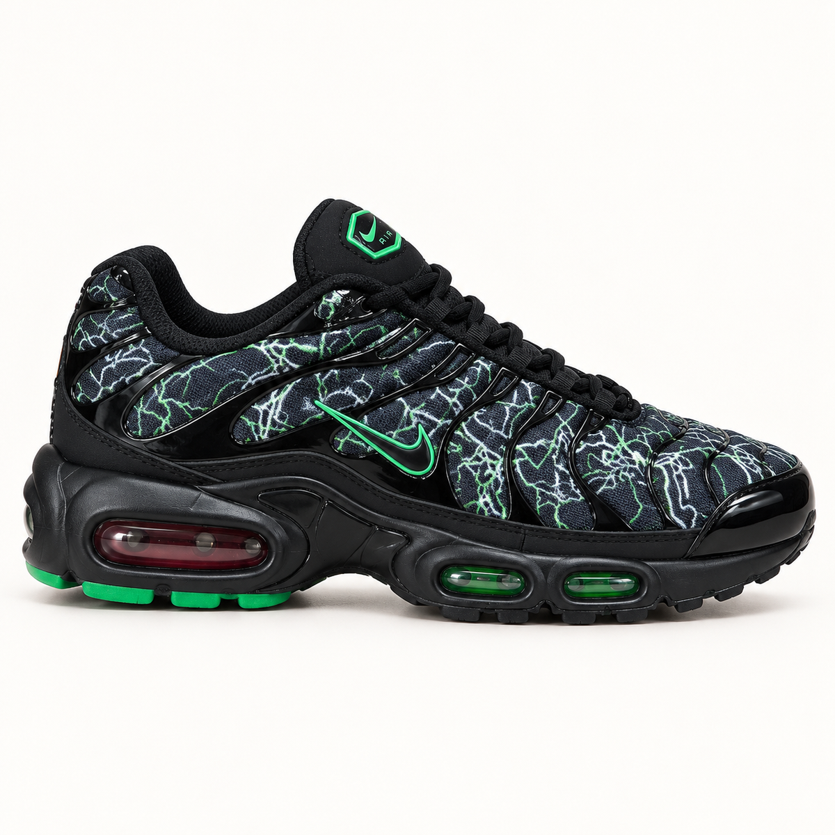 Nike Air Max Plus (TN) - Lightning Green — страничен поглед