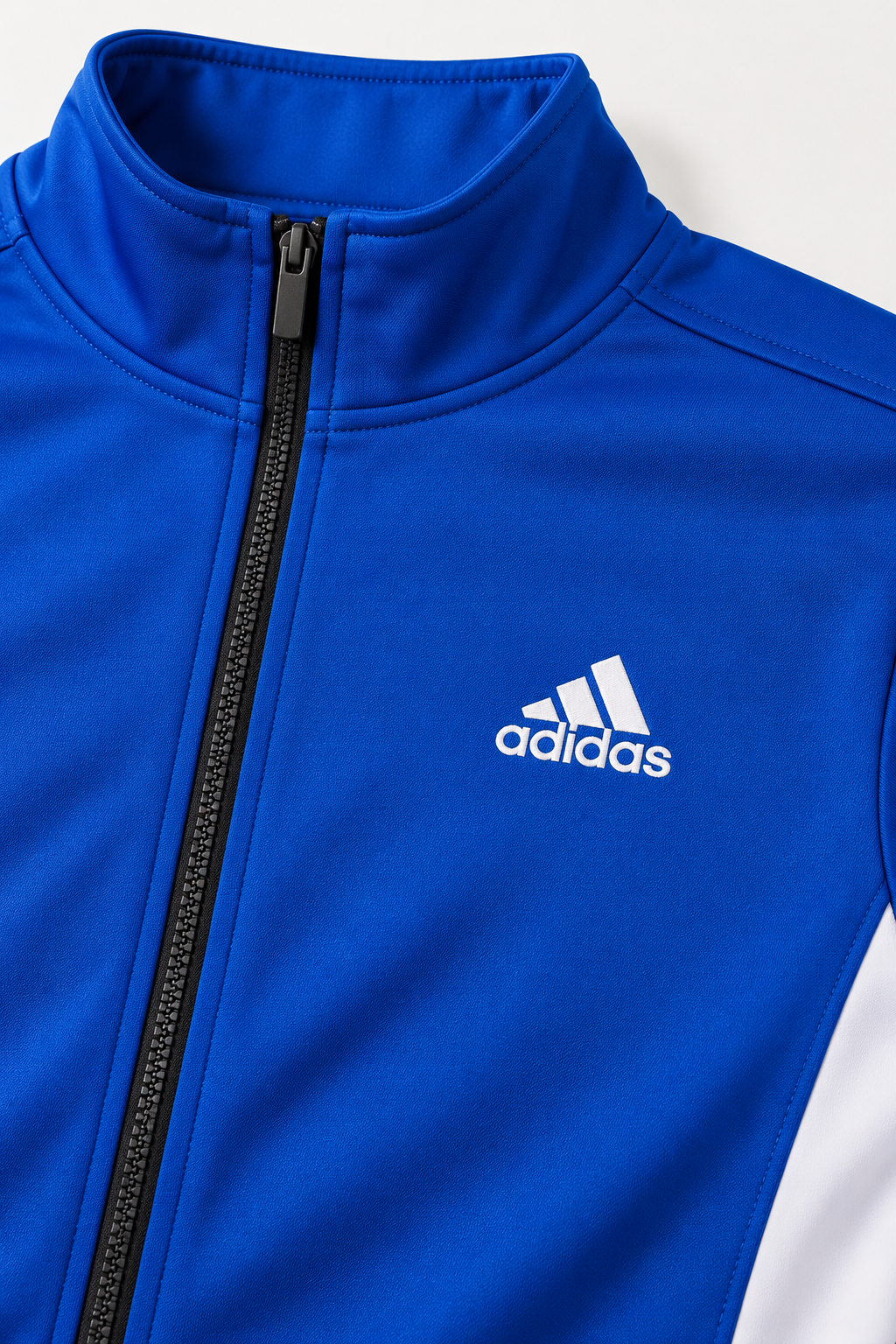 Adidas Panel Track - Men Royal Blue/Black — детали на кројот и шевовите
