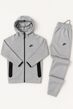 Nike Tech Fleece - Grey — студиски приказ на производот